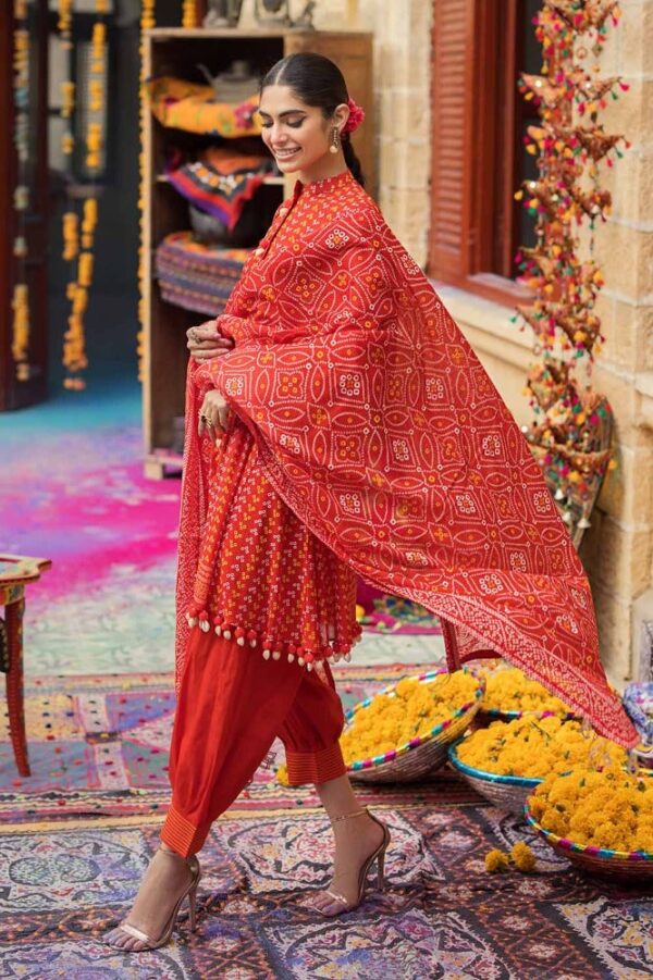 GUL AHMED Printed Lawn Suit 3pc - Image 6