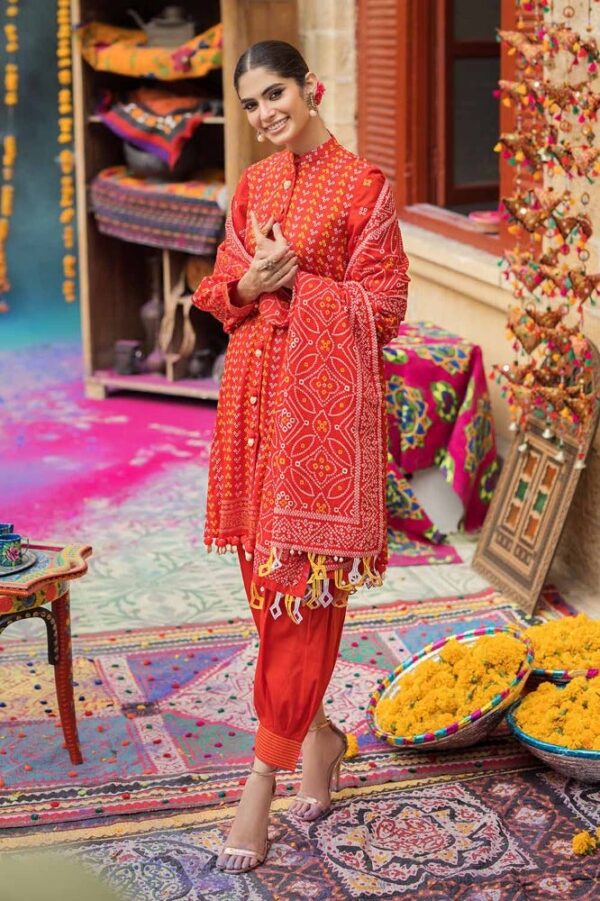 GUL AHMED Printed Lawn Suit 3pc - Image 2